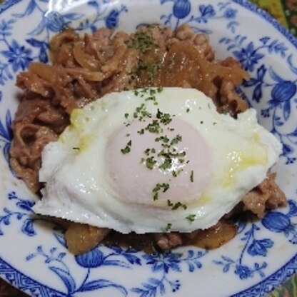 美味しい～！！ごはんが進みます♪マヨネーズが切れてたので半熟目玉焼きで黄身を絡めていただきました。次回はマヨを試したいです♪